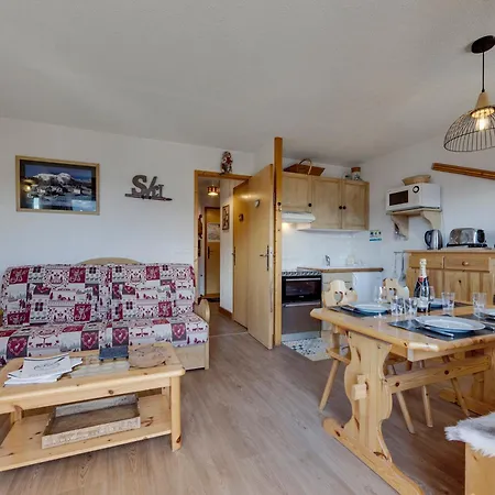 Apartment Chaleureux Avec Balcon Et Parking Prive